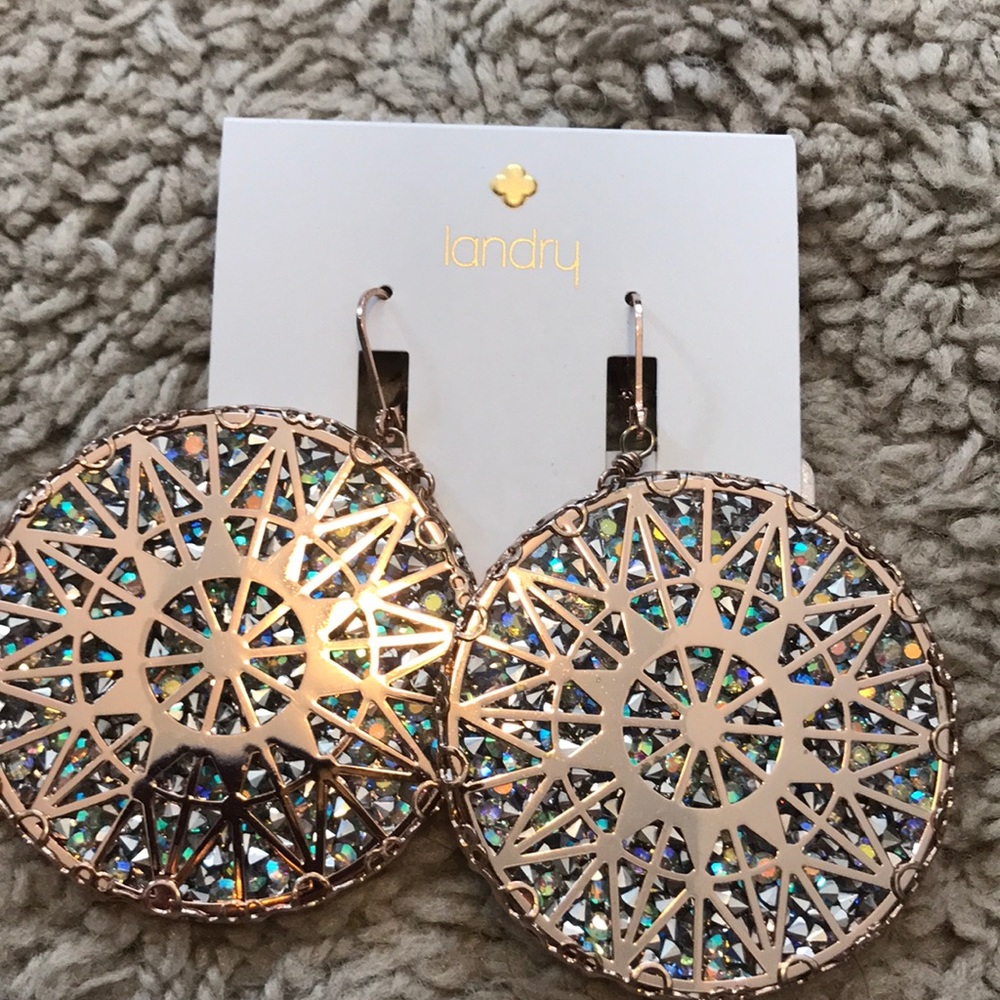 New glitter medallion shiny earrings